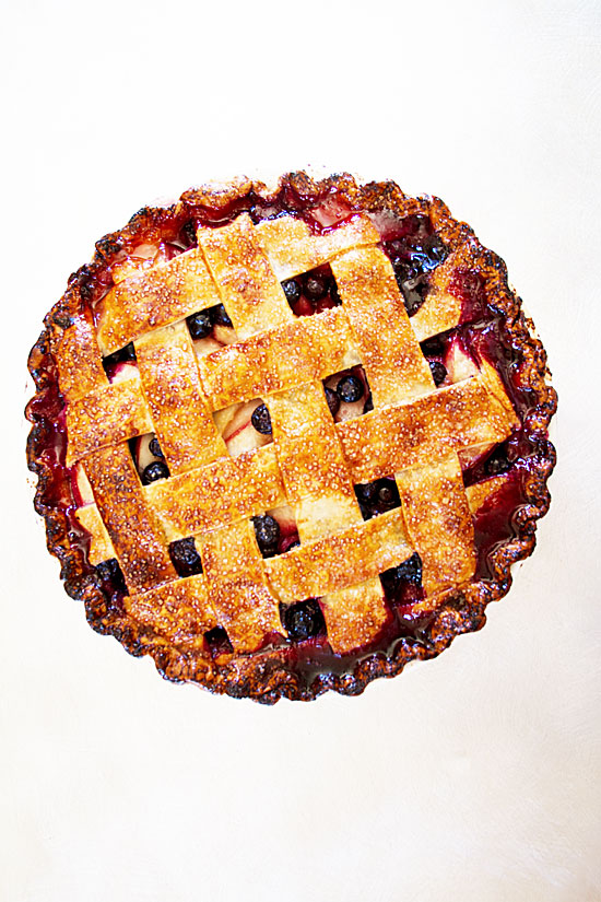 Nectarine-Blueberry Pie