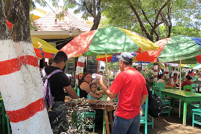 Parque Central Granada, Nicaragua