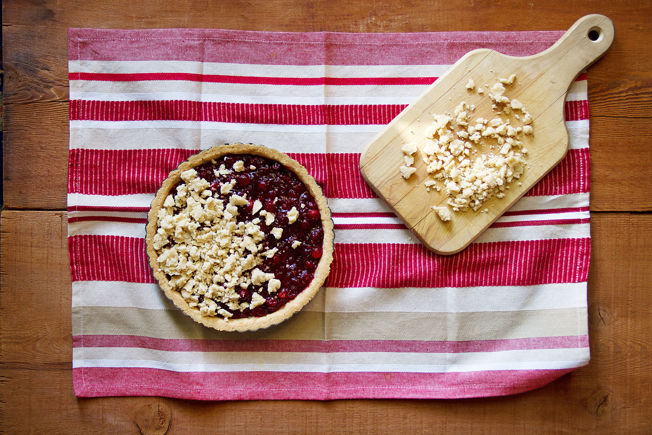 Cranberry Shortbread Tart 