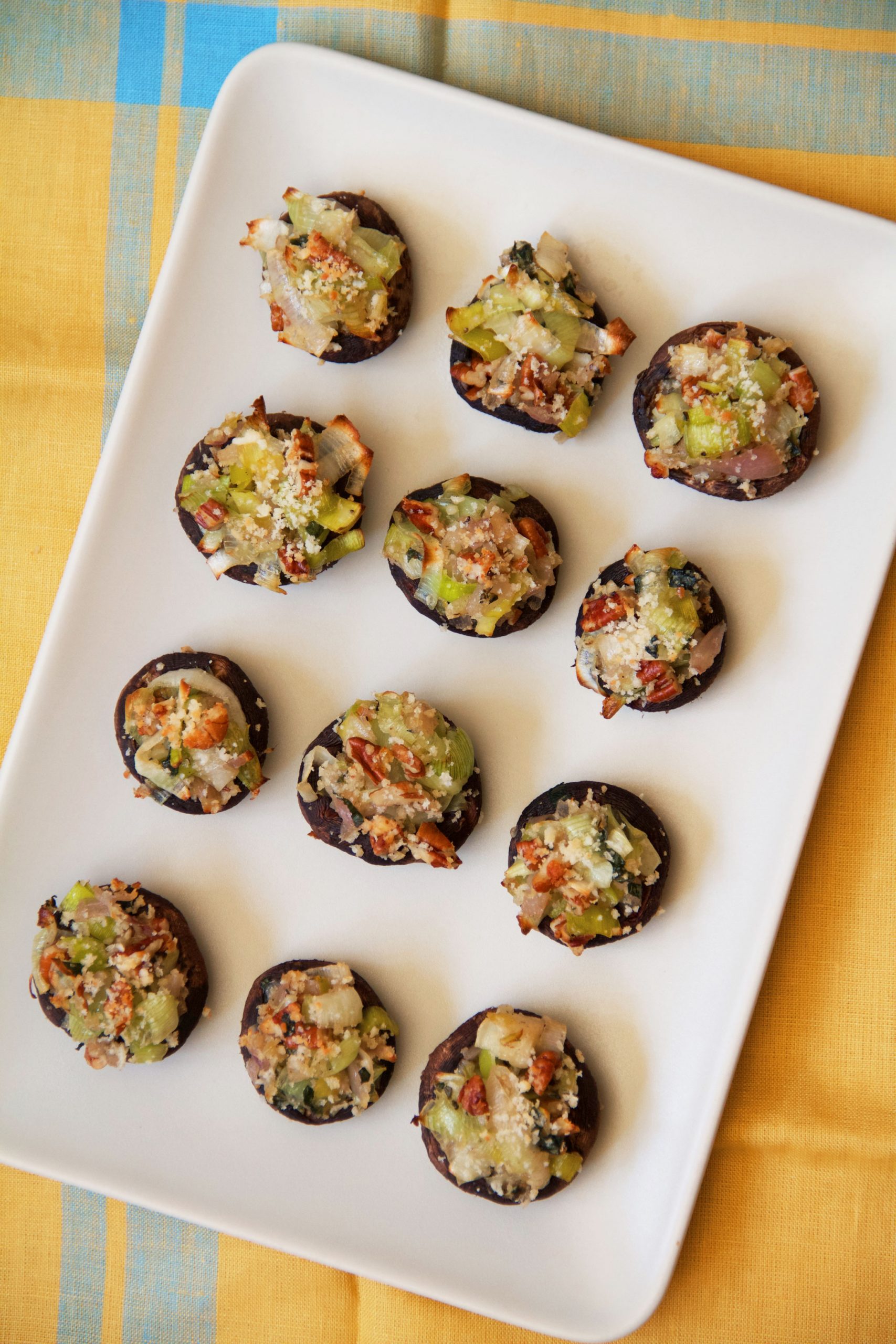 Simple Stuffed Mushrooms with Leeks and Pecans