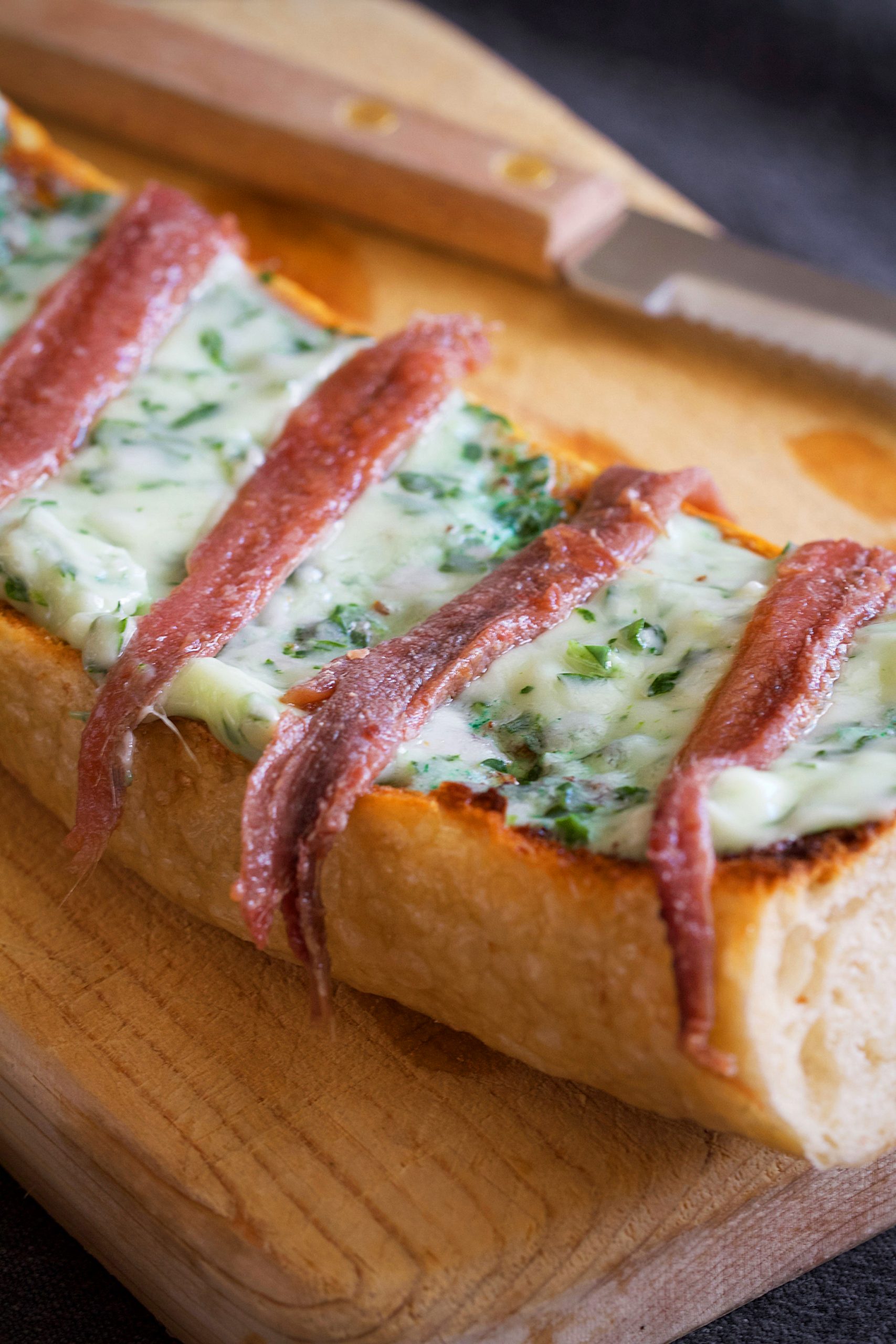 Crostini con Alici e Burro