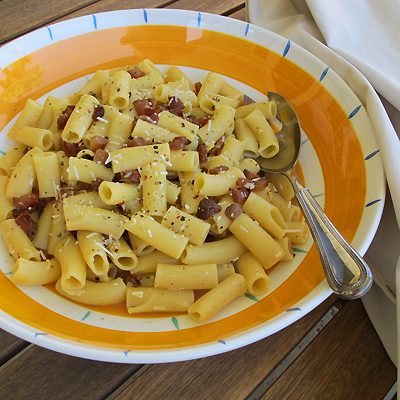 Rigatoni Carbonara with Guanciale