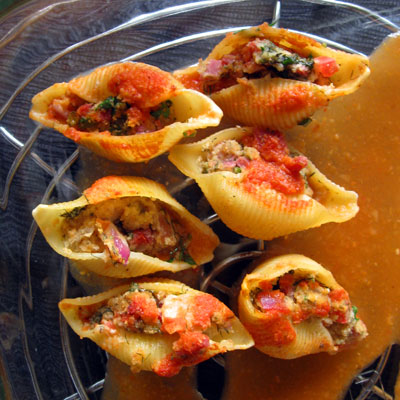 cioppino stuffed pasta shells