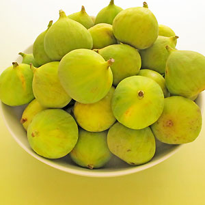 bowl of green figs