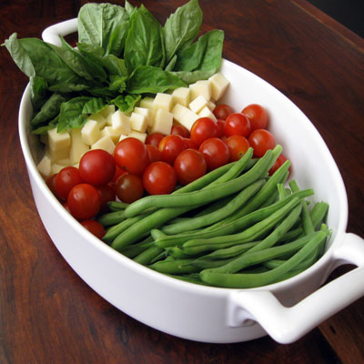 green beans tomato mozzarella