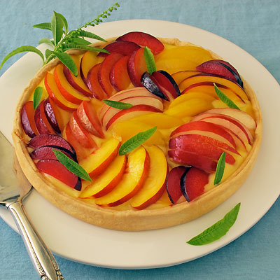 stone fruit summer tart